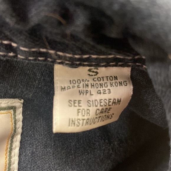 Levi’s Dark Denim Button Down Shirt Unisex size Small - Picture 4 of 4